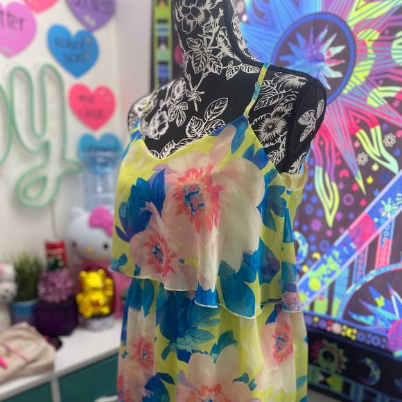 Colorful Summer Dress - Picture 2 of 3